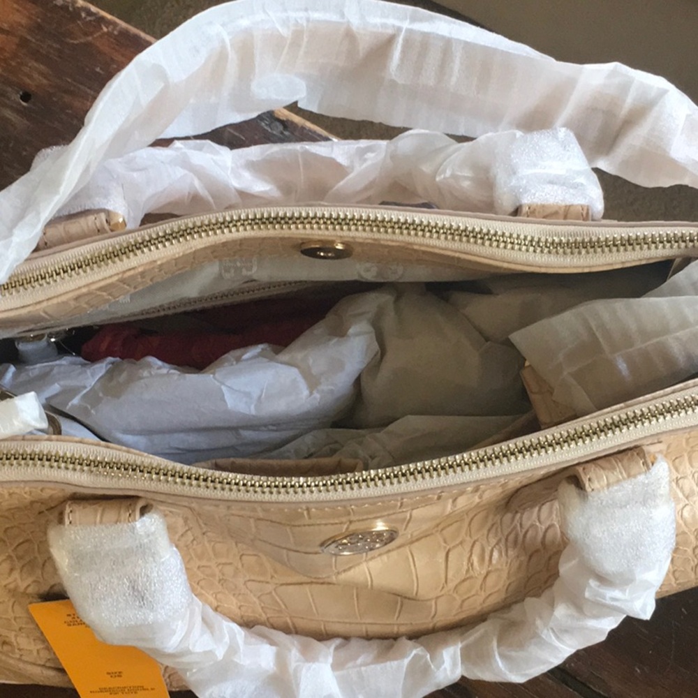 Tory Burch Robinson Double Zip Tote - Picture 3 of 5